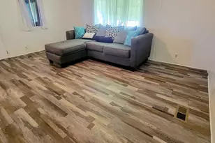 566 Marnie Cir, Melbourne, FL 32904 - Photo 5