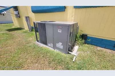 566 Marnie Circle, Melbourne, FL 32904 - Photo 15