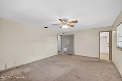 6581 Hillside Lane, Lake Worth, FL 33467 - Photo 9