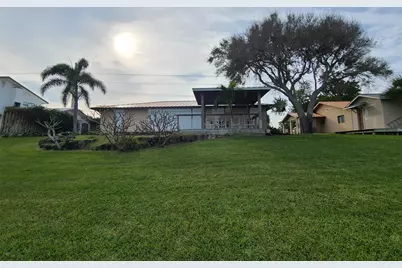 2557 Pineapple Avenue, Melbourne, FL 32935 - Photo 29