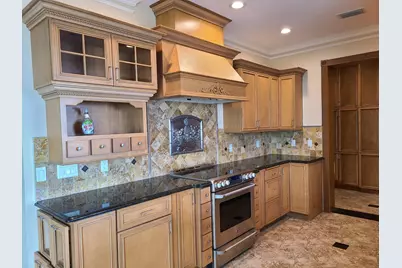 2557 Pineapple Avenue, Melbourne, FL 32935 - Photo 3