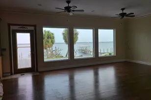 2557 Pineapple Ave, Melbourne, FL 32935 - Photo 5