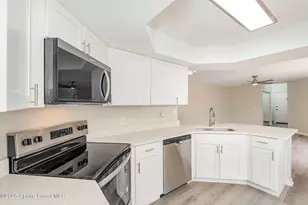 1034 Villa Dr, Melbourne, FL 32940 - Photo 11