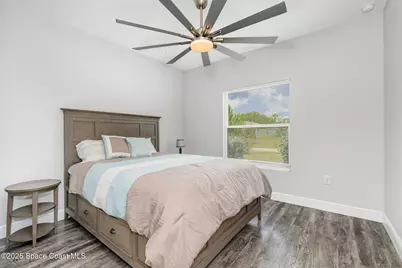 728 Daysland Avenue SW, Palm Bay, FL 32908 - Photo 9