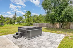 728 Daysland Ave SW, Palm Bay, FL 32908 - Photo 15