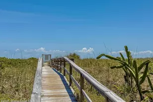 4800 Ocean Beach Blvd, Cocoa Beach, FL 32931 - Photo 13