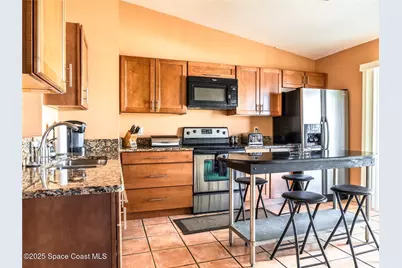 1277 S Orlando Avenue #4b, Cocoa Beach, FL 32931 - Photo 7