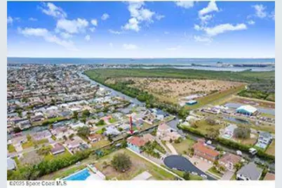 541 Treviso Drive, Apollo Beach, FL 33572 - Photo 25