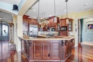 541 Treviso Dr, Apollo Beach, FL 33572 - Photo 9
