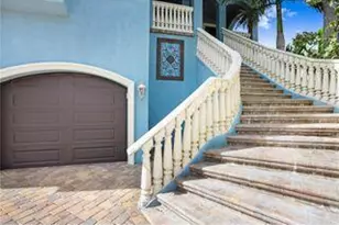 541 Treviso Dr, Apollo Beach, FL 33572 - Photo 3