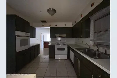 617 Walker Street, Melbourne, FL 32901 - Photo 9