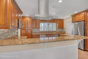 55 Country Club Rd, Cocoa Beach, FL 32931 - Photo 13