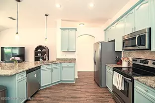 572 Sparrow Branch Cir, St. Johns, FL 32259 - Photo 11