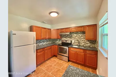 555 Kings Way, Merritt Island, FL 32953 - Photo 3