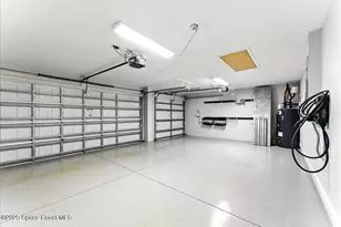 3260 Levanto Dr, Melbourne, FL 32940 - Photo 33