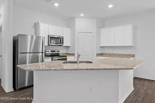 590 Entrada St SE, Palm Bay, FL 32909 - Photo 3