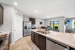 3618 Loggerhead Ln, Mims, FL 32754 - Photo 11