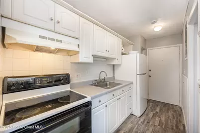 390 W Cocoa Beach Causeway #11-2, Cocoa Beach, FL 32931 - Photo 9