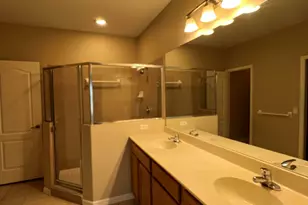 1040 Venetian Dr, Melbourne, FL 32904 - Photo 13