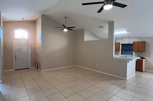 2540 Alicia Ln, Melbourne, FL 32935 - Photo 3