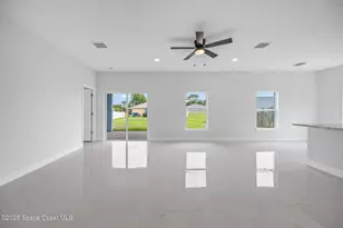 947 Hutchins St SE, Palm Bay, FL 32909 - Photo 13