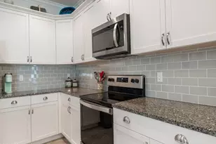 2557 Bella Vista Cir, Vero Beach, FL 32966 - Photo 17