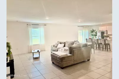 1051 Pope Street NW, Palm Bay, FL 32907 - Photo 9