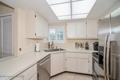 739 Players Court, Melbourne, FL 32940 - Photo 3