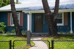 1712 Pineapple Ave, Melbourne, FL 32935 - Photo 3