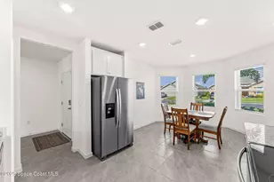 1076 Dugan CIR SE, Palm Bay, FL 32909 - Photo 11