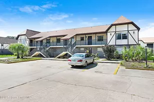 2962 Sir Hamilton Cir, Titusville, FL 32780 - Photo 3