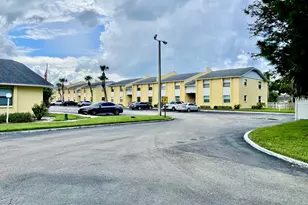 594 N Wickham Rd, Melbourne, FL 32935 - Photo 31