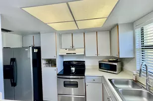 594 N Wickham Rd, Melbourne, FL 32935 - Photo 13