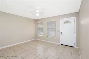 1076 Ivanhoe St NW, Palm Bay, FL 32907 - Photo 5