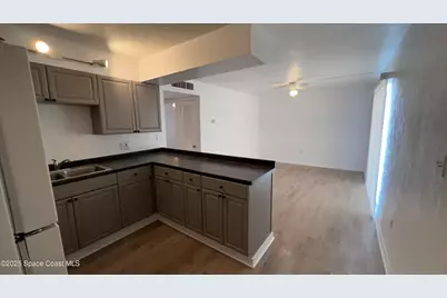 1723 Dixon Boulevard #4, Cocoa, FL 32922 - Photo 9