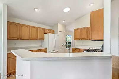 839 Danville Circle, Melbourne, FL 32904 - Photo 13
