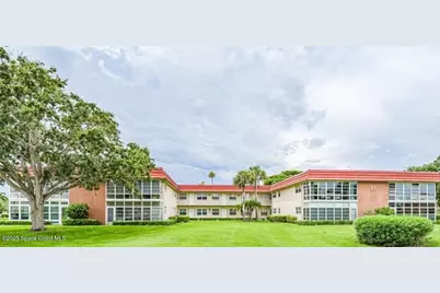 57 Woodland Drive #201, Vero Beach, FL 32962 - Photo 1