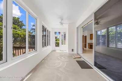 805 W Central Boulevard, Cape Canaveral, FL 32920 - Photo 15