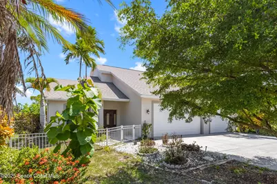 805 W Central Boulevard, Cape Canaveral, FL 32920 - Photo 43