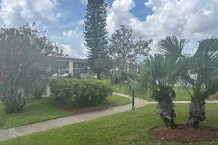 2135 N Courtenay Pkwy, Merritt Island, FL 32953 - Photo 3