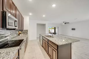 920 Bear Lake Dr, Rockledge, FL 32955 - Photo 5