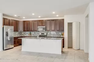 920 Bear Lake Dr, Rockledge, FL 32955 - Photo 3
