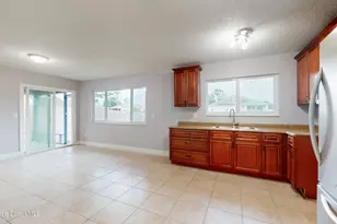 1053 Zambrana St SE, Palm Bay, FL 32909 - Photo 11