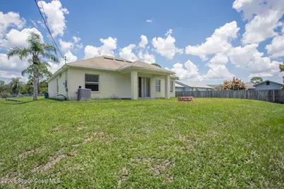 1752 Valcourt Street NW, Palm Bay, FL 32907 - Photo 15