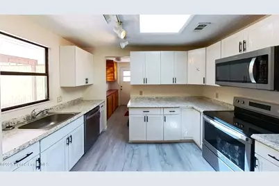 581 Borraclough Avenue, Palm Bay, FL 32907 - Photo 3