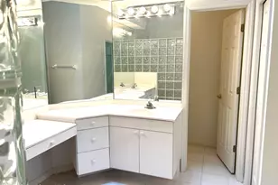 729 Kenwood Cir, Melbourne, FL 32940 - Photo 15