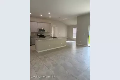 515 Holmes Avenue NW, Palm Bay, FL 32907 - Photo 3