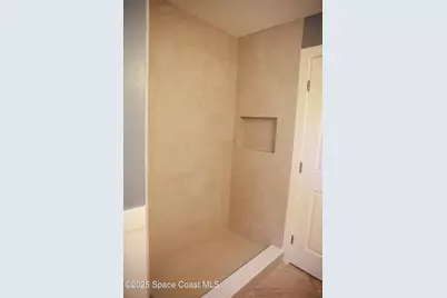 348 Lake Victoria Circle, Melbourne, FL 32940 - Photo 23