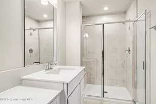 1888 Kendall Pointe Pl, Melbourne, FL 32935 - Photo 9