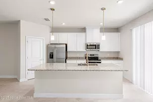 1888 Kendall Pointe Pl, Melbourne, FL 32935 - Photo 7